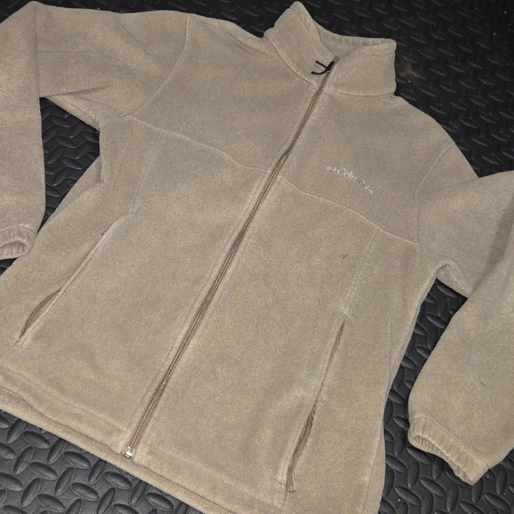 Columbia Fleece Jacket 💛 5 / $25